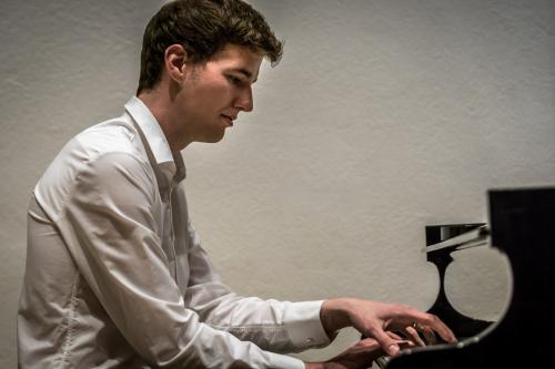 Pianissimo – Eine leise Stimme in einer lauten Welt
